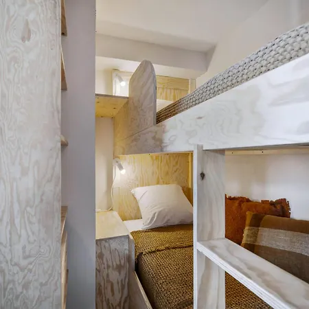 Cosy Aux Pieds Des Pistes Avec Balcon - Fr-1-640-76 Apartment