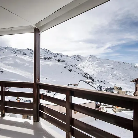 Cosy Aux Pieds Des Pistes Avec Balcon - Fr-1-640-76 Apartmán