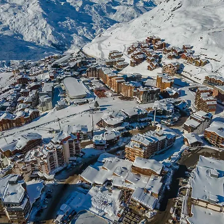 Cosy Aux Pieds Des Pistes Avec Balcon - Fr-1-640-76