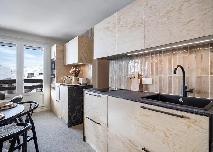 Cosy Aux Pieds Des Pistes Avec Balcon - Fr-1-640-76 Apartment