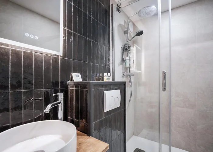 Appartement Rénové Aux Pieds Des Pistes, Idéal Pour 4 Personnes - Fr-1-640-76 Val Thorens