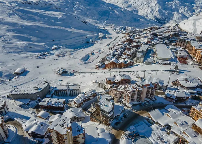 Rénové Aux Pieds Des Pistes, Idéal Pour 4 Personnes - Fr-1-640-76